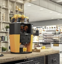 Photo of the detail of Z14 Professional juicers in color  suitable for hosteleria